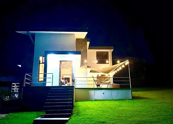 Casa *